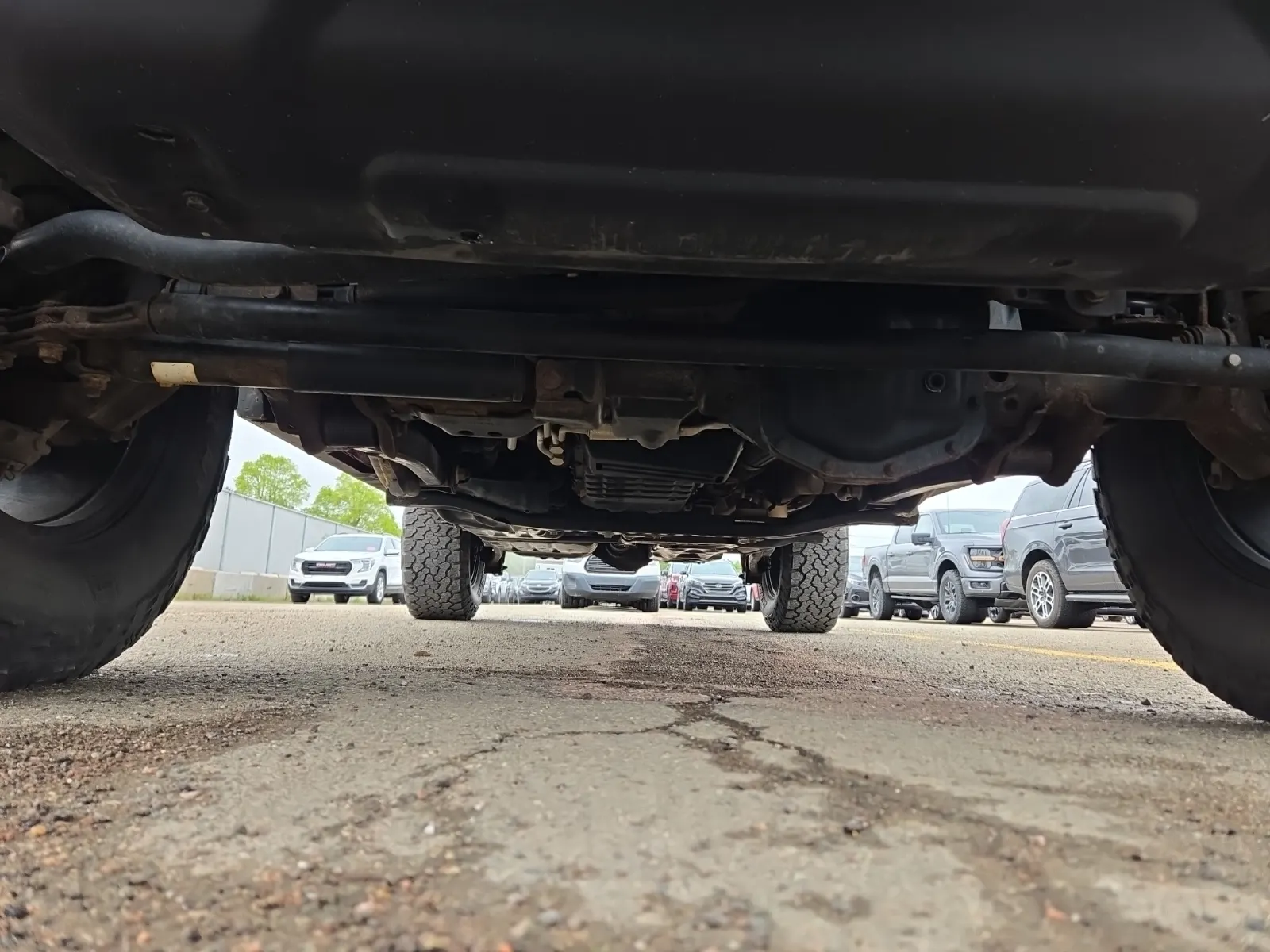 Undercarriage - Front Photo