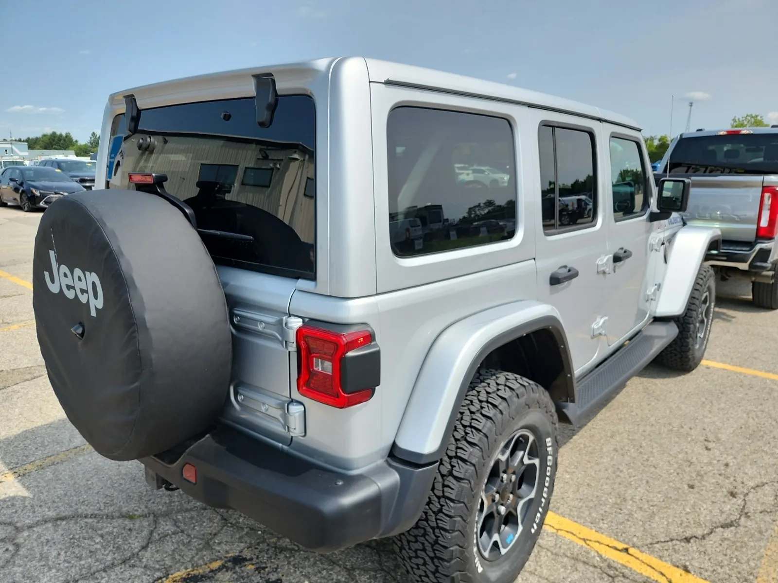 Passenger Rear 3/4 Photo