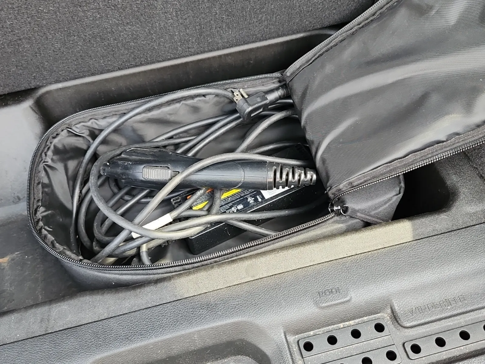 Charging Cable Photo