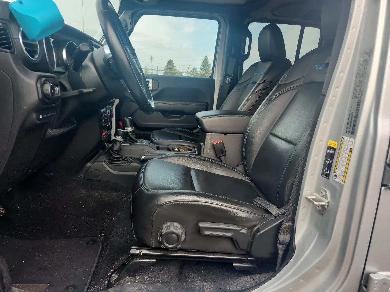 Front Interior Photo
