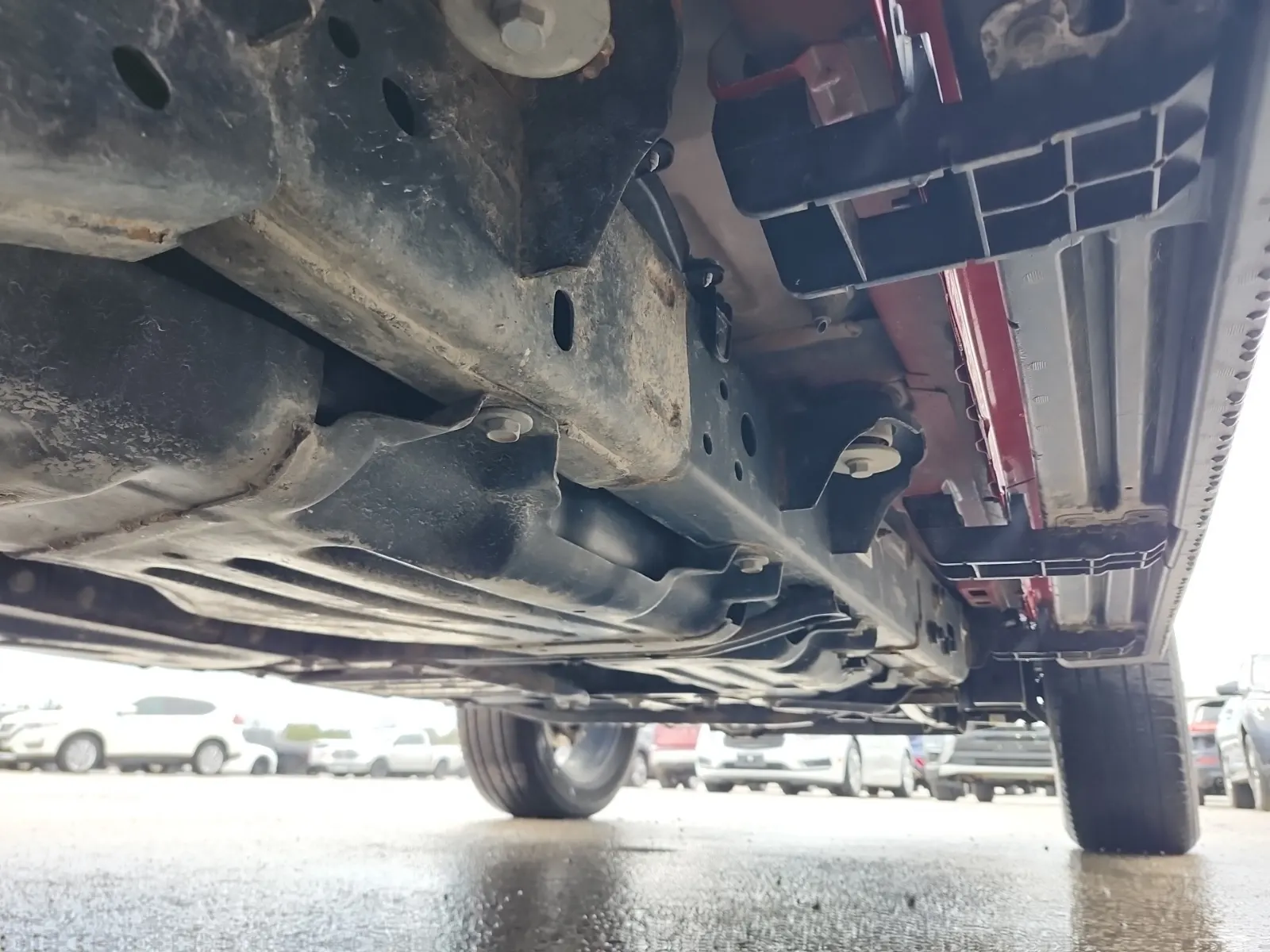 Undercarriage - Passenger Photo