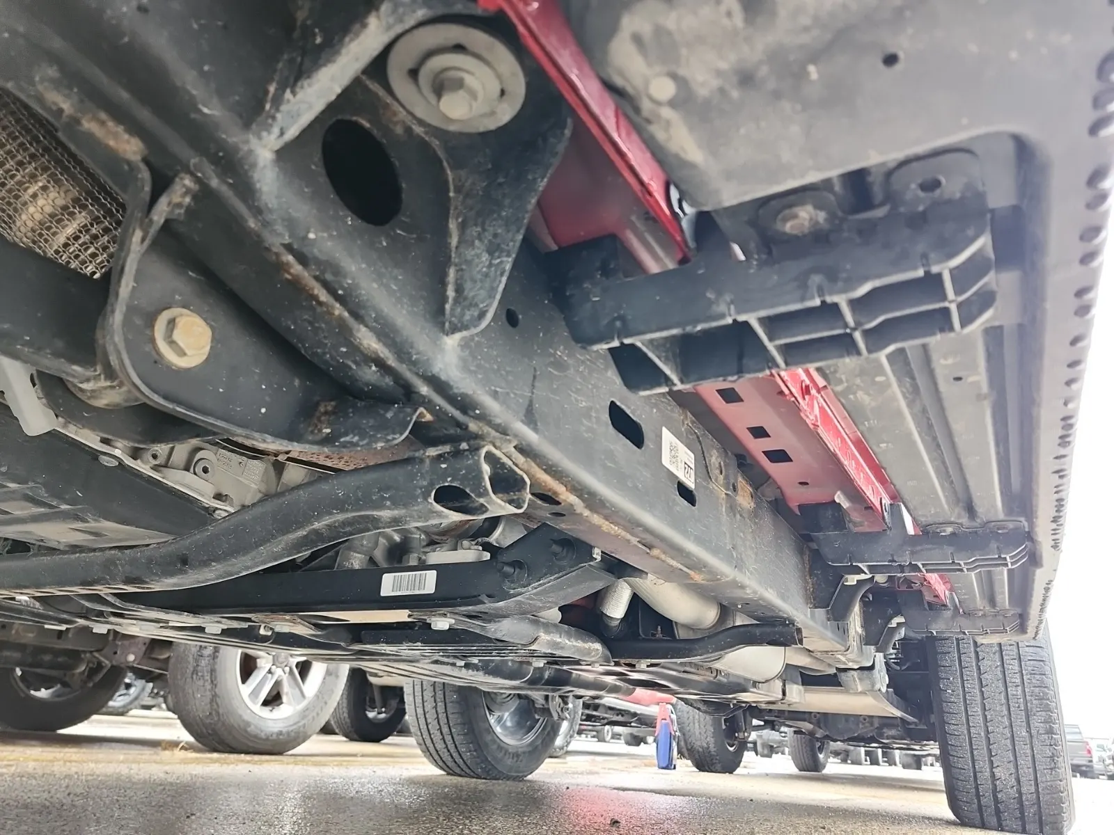Undercarriage - Driver Photo