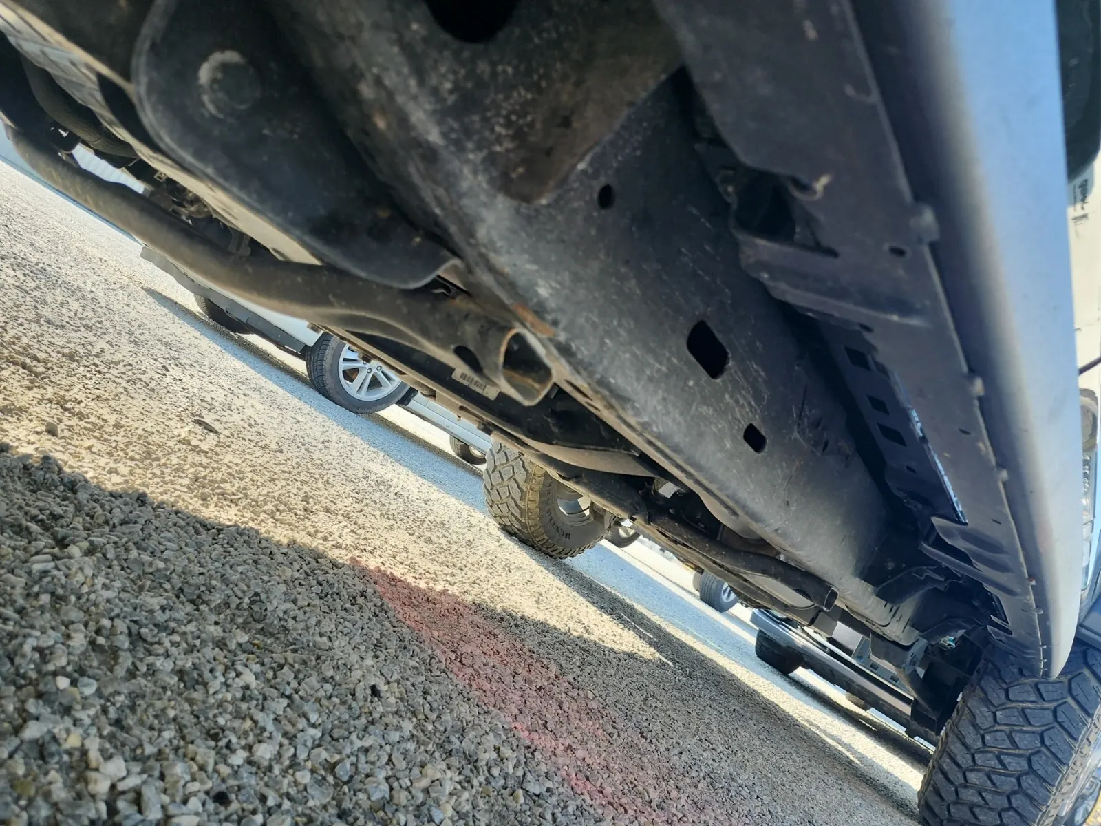 Undercarriage - Driver Photo