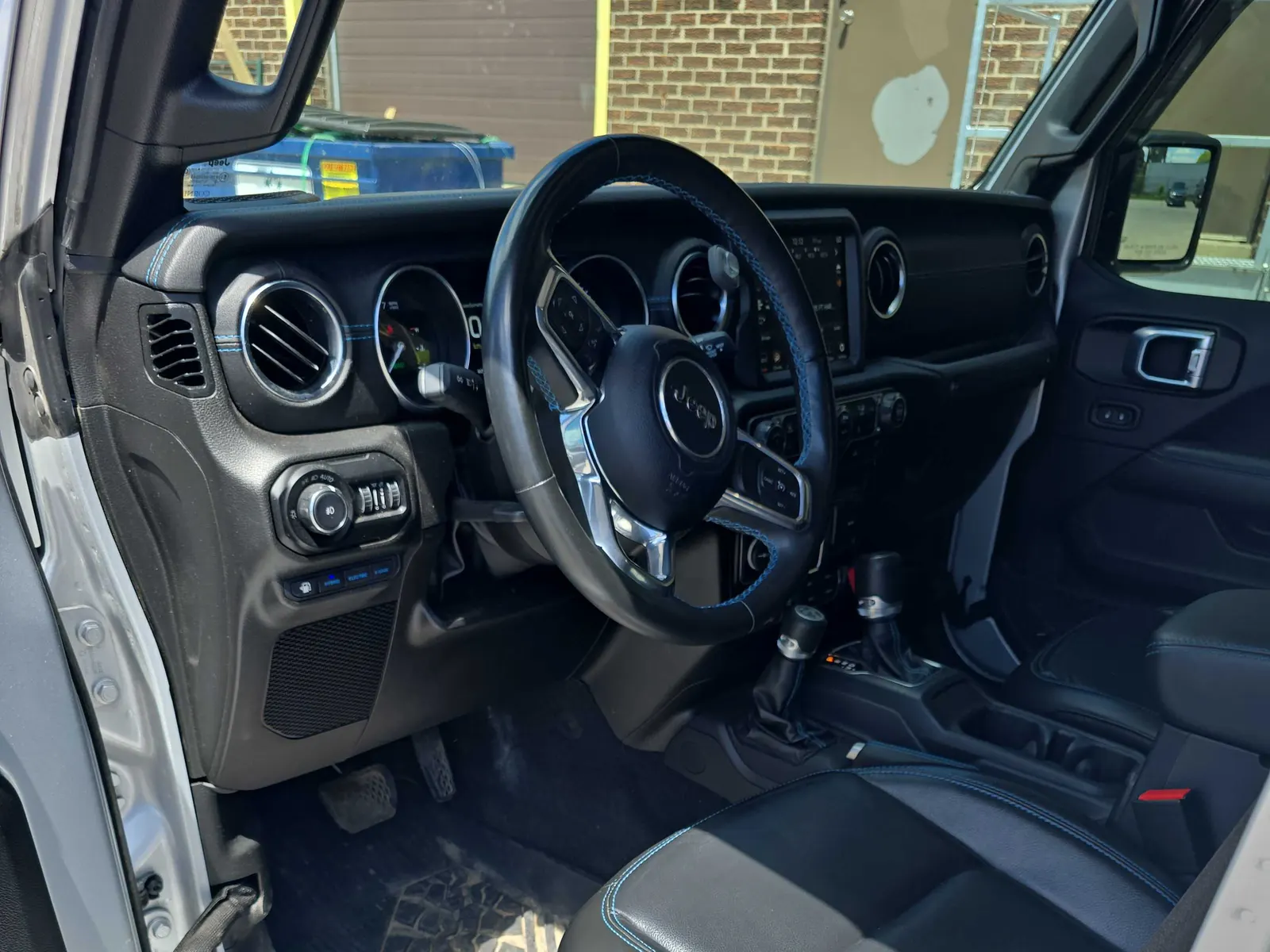 Interior driver side