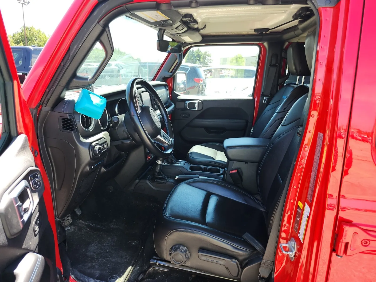 Front Interior Photo