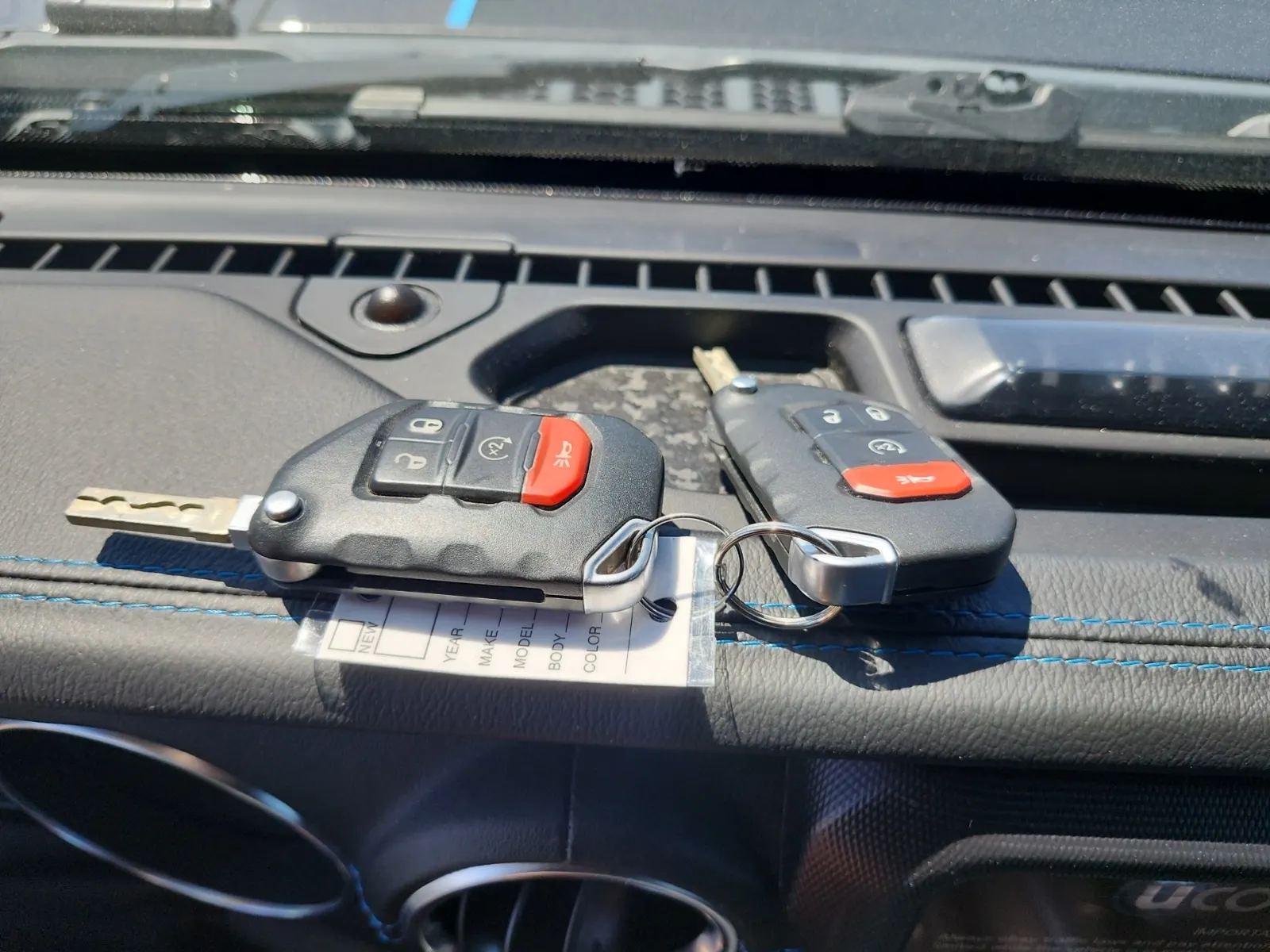 Keys/Fobs/Manual Photo