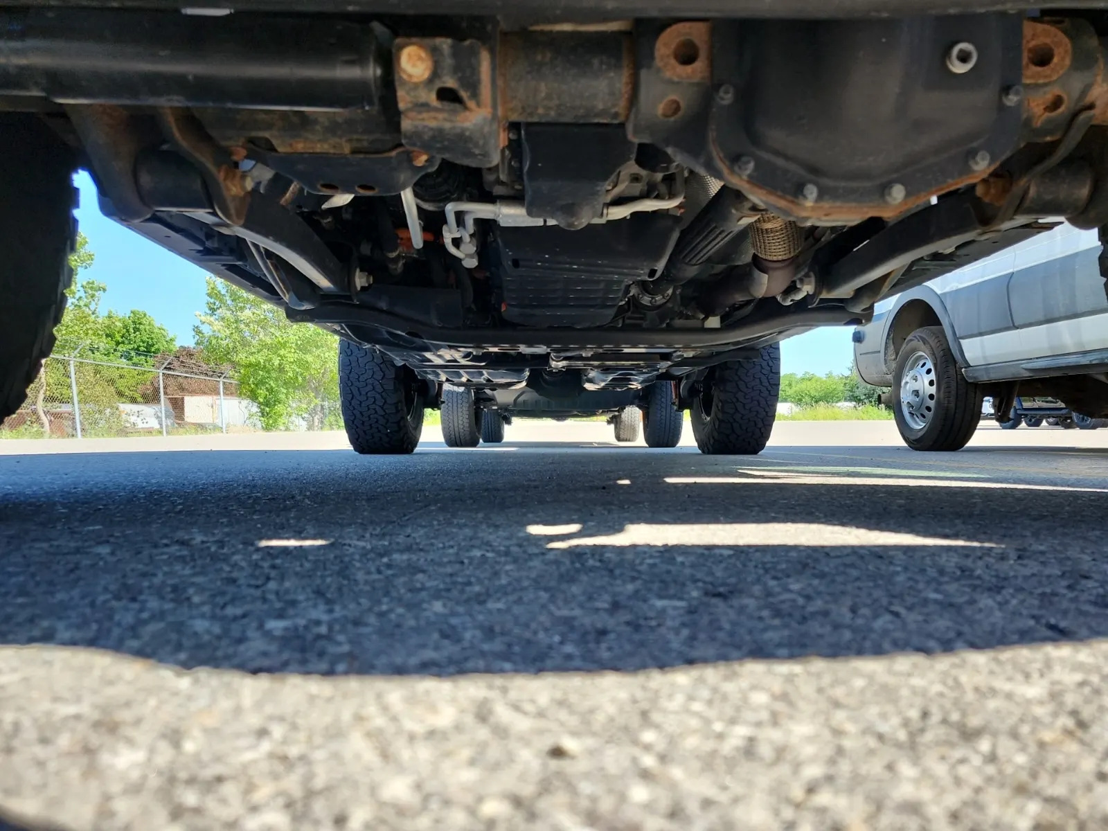Undercarriage - Front Photo