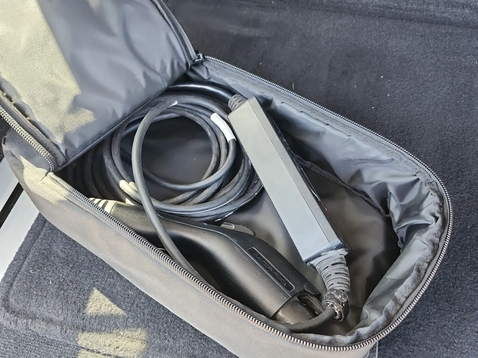 Charging Cable Photo