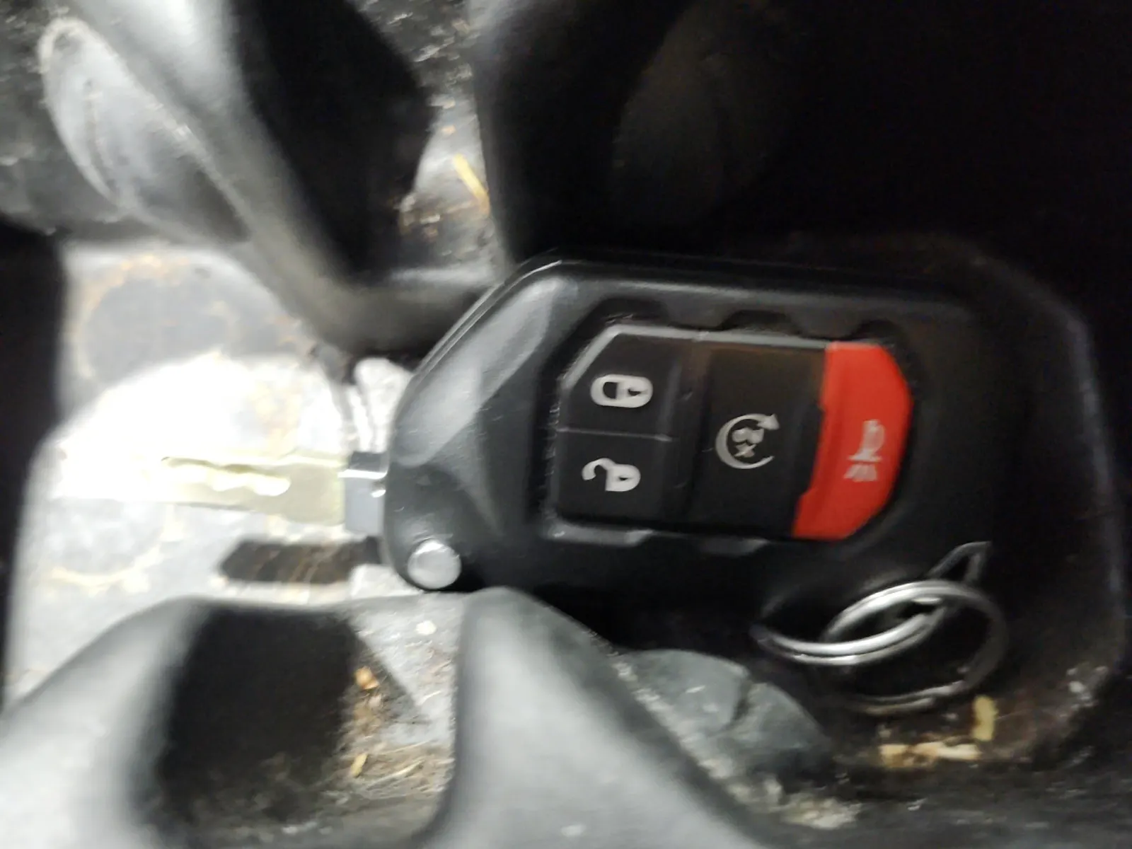 Keys/Fobs/Manual Photo
