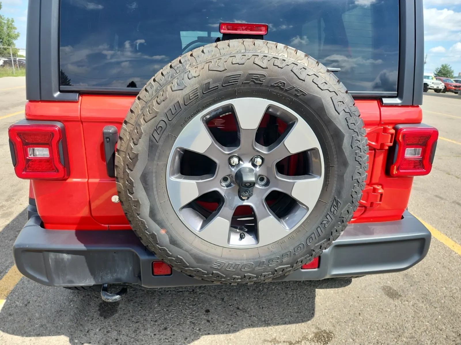 Spare Tire & Wheel Photo