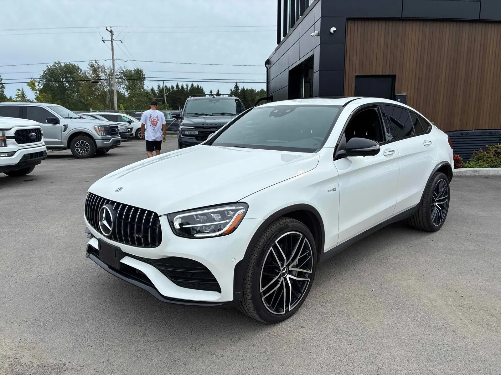 2023 Mercedes-Benz GLC