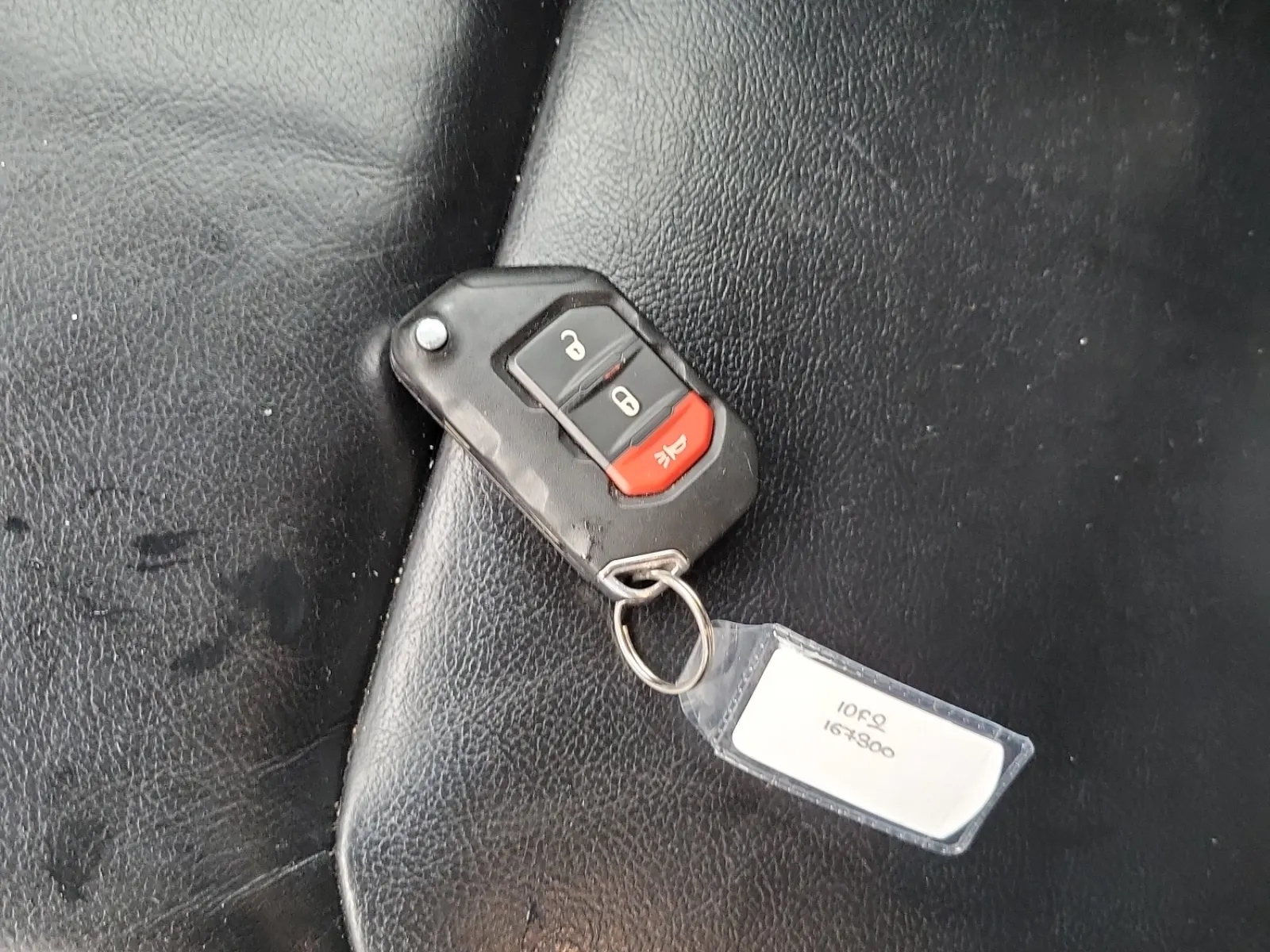 Keys/Fobs/Manual Photo
