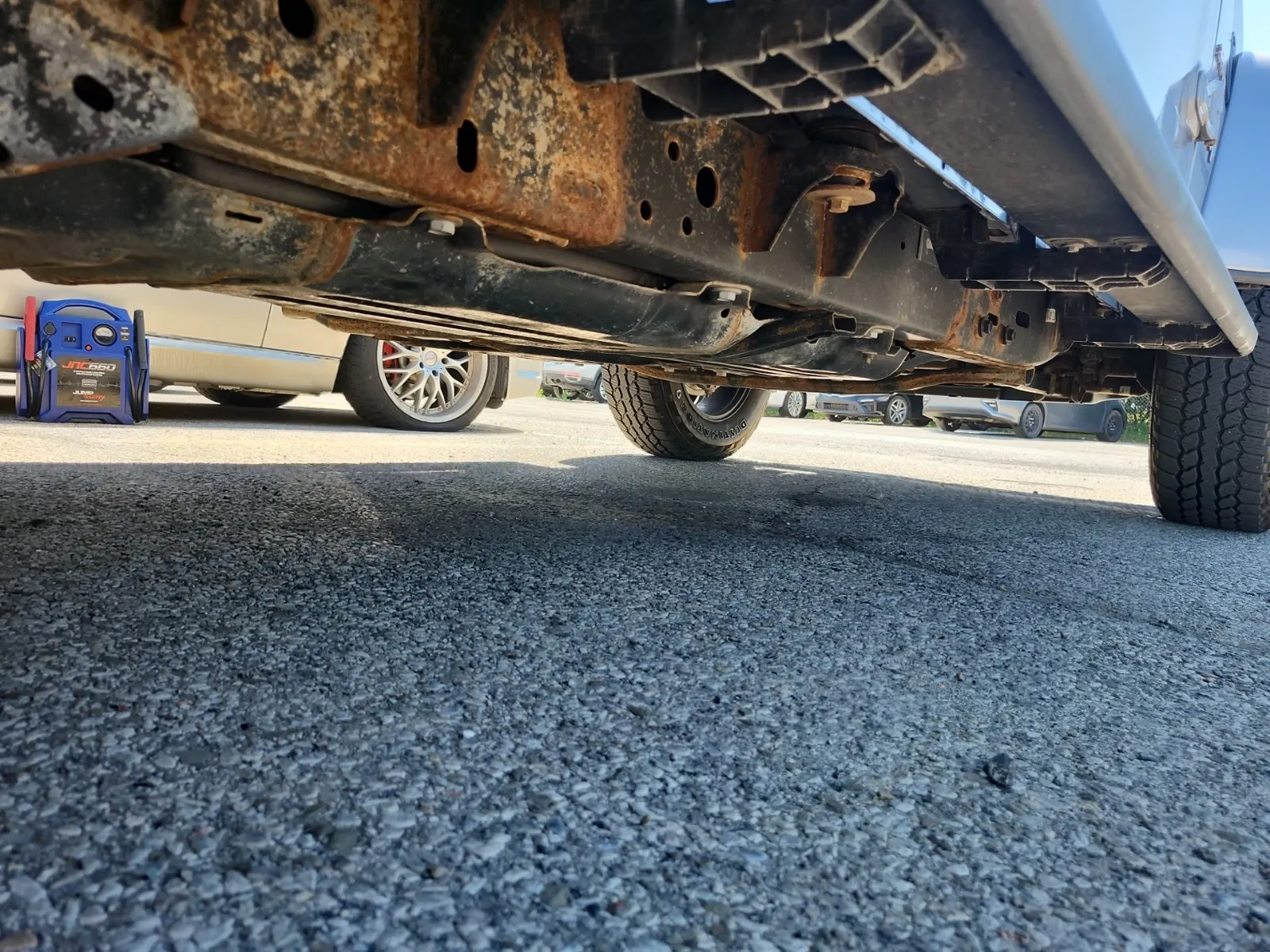 Undercarriage - Passenger Photo