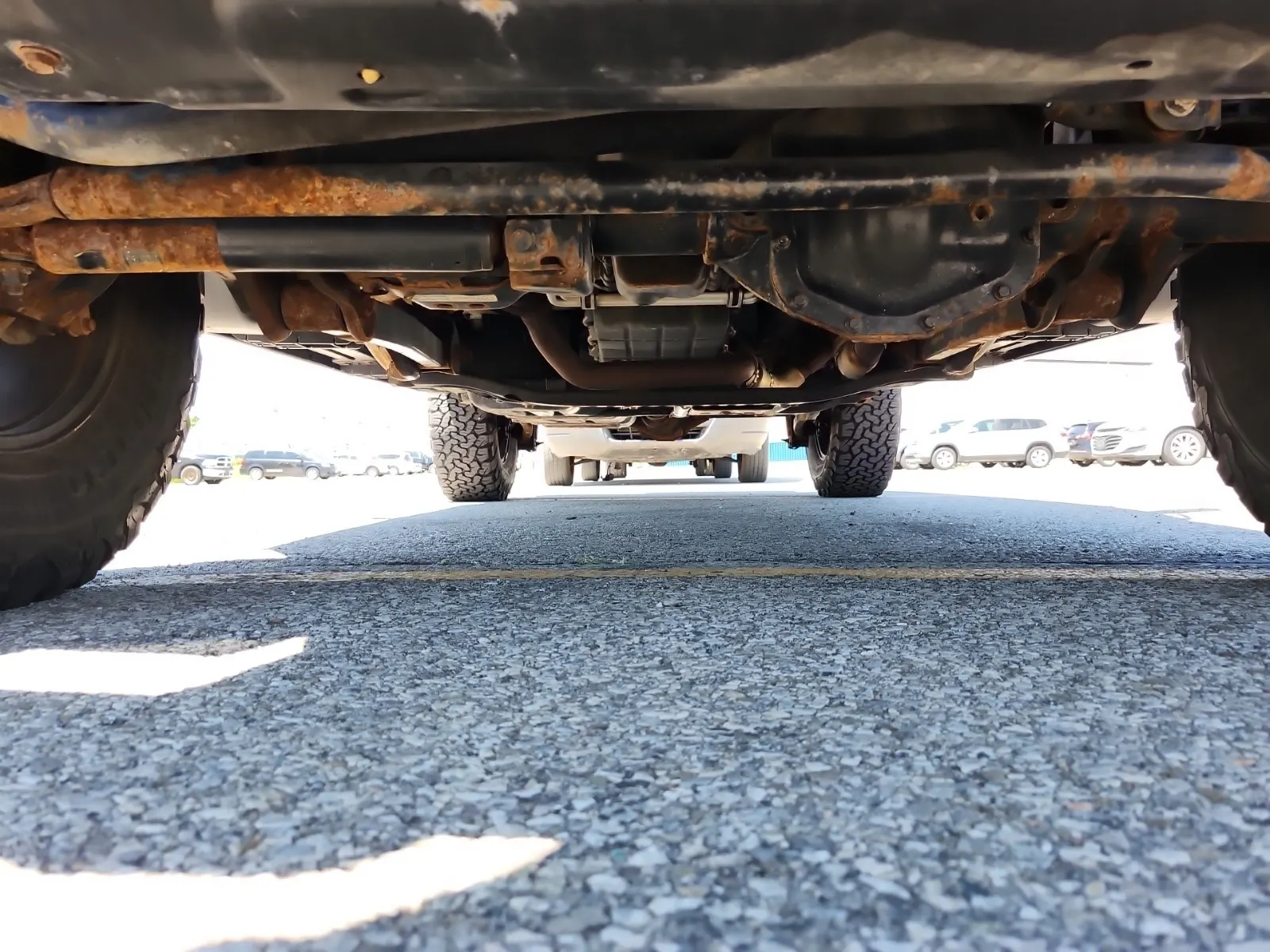 Undercarriage - Front Photo