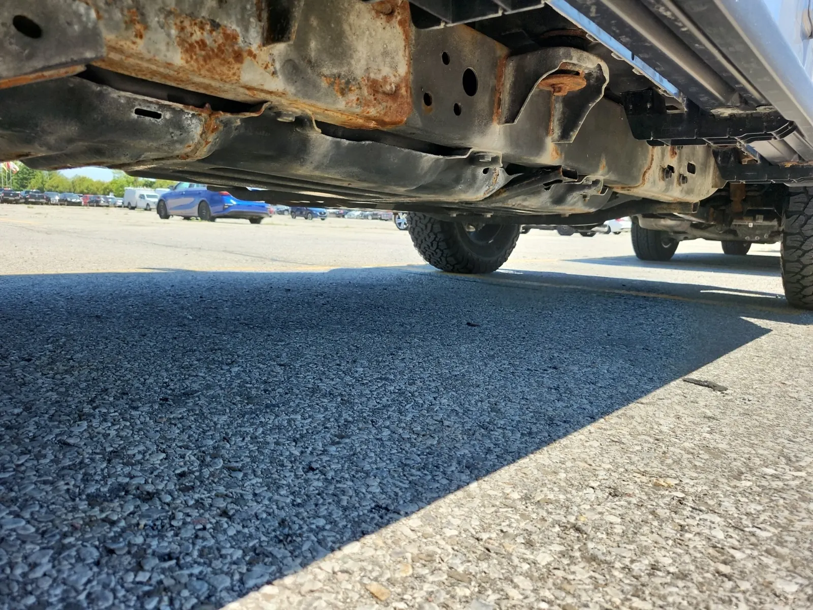 Undercarriage - Passenger Photo