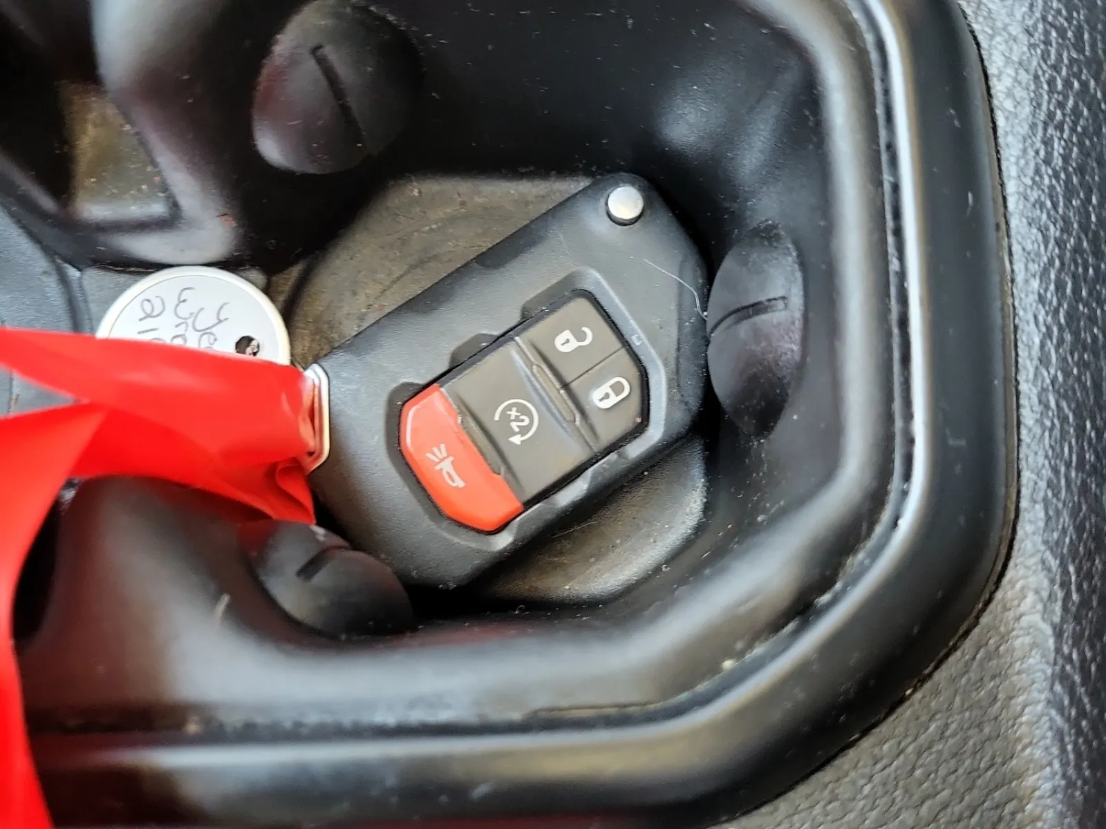 Keys/Fobs/Manual Photo
