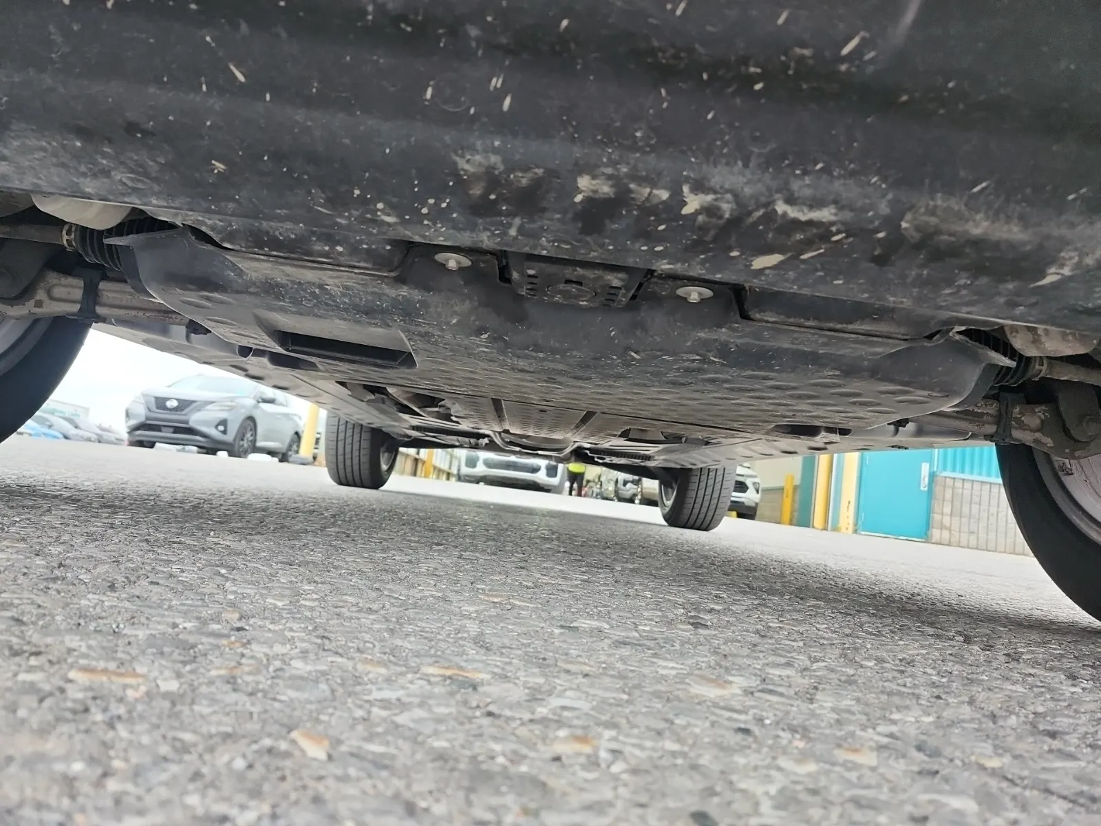 Undercarriage - Front Photo