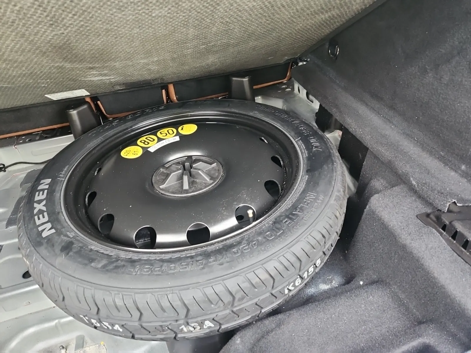 Spare Tire & Wheel Photo