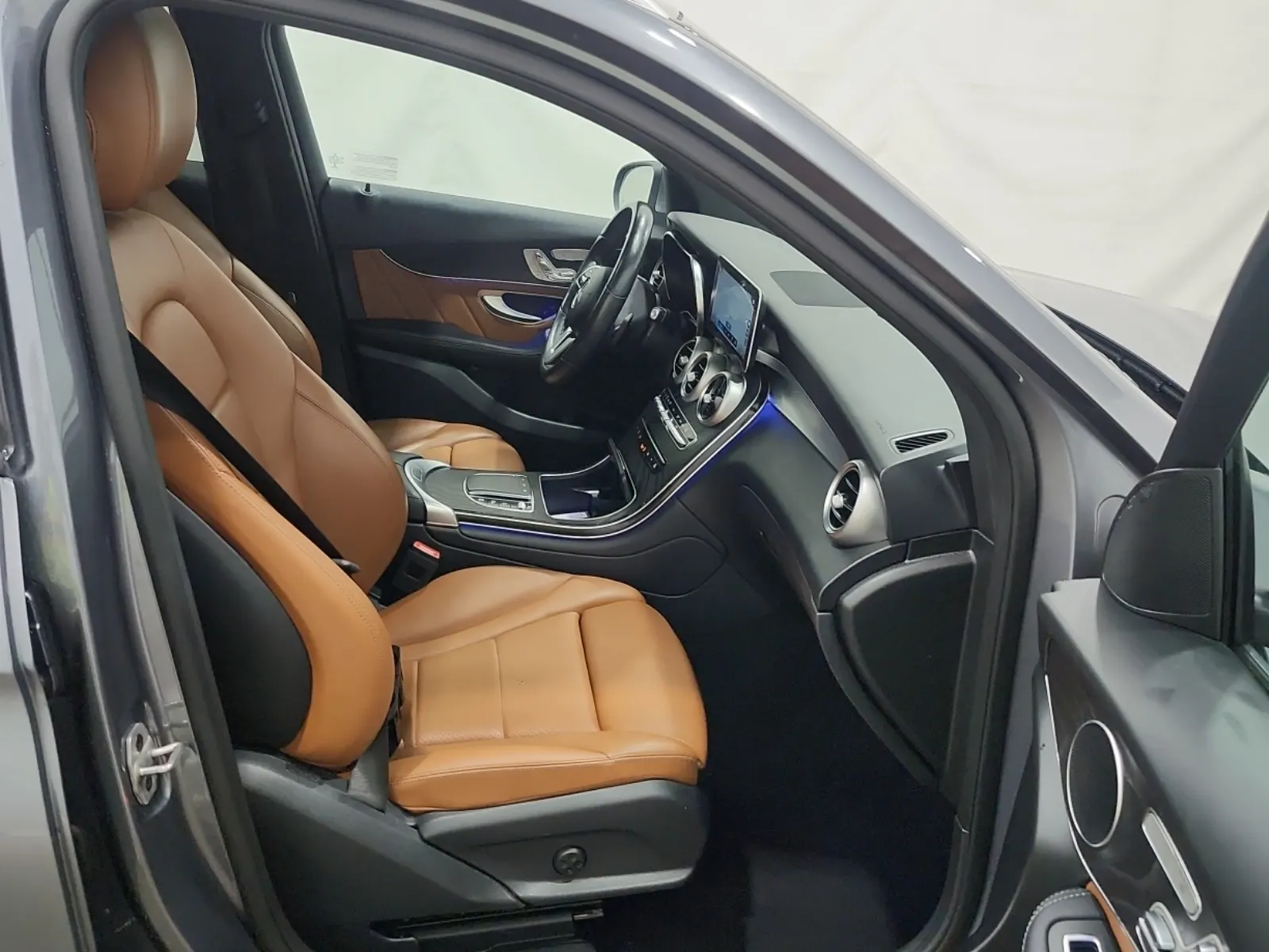 Right Side Interior Photo