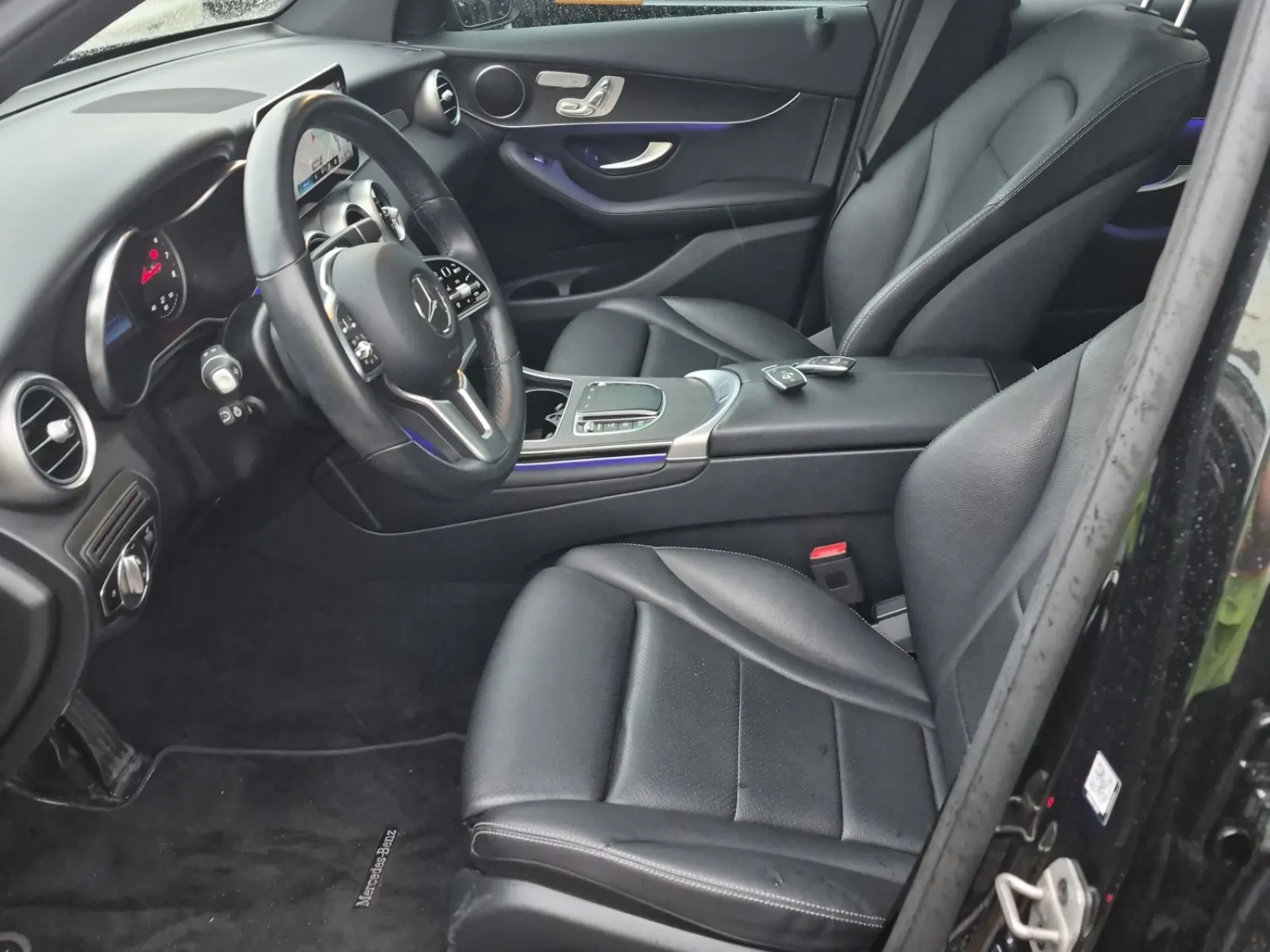 Front Interior Photo