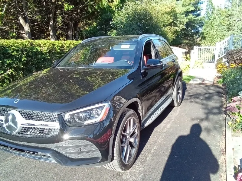 2022 Mercedes-Benz GLC