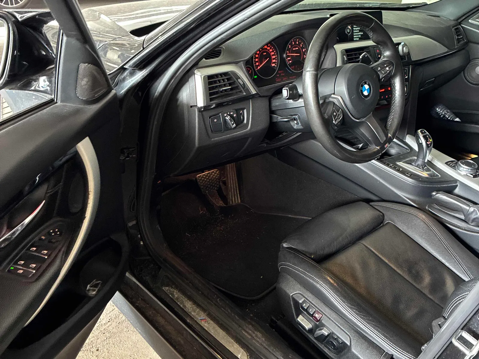 Interior driver side