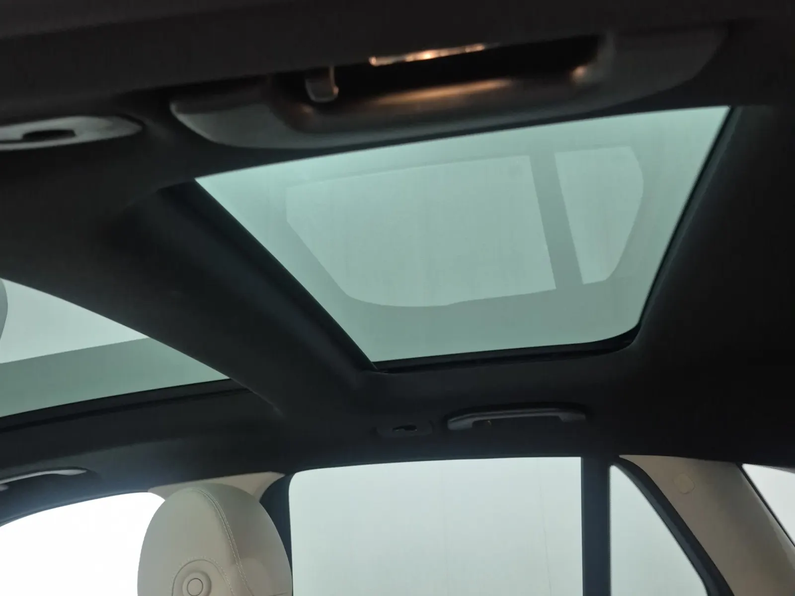Interior Roof Photo