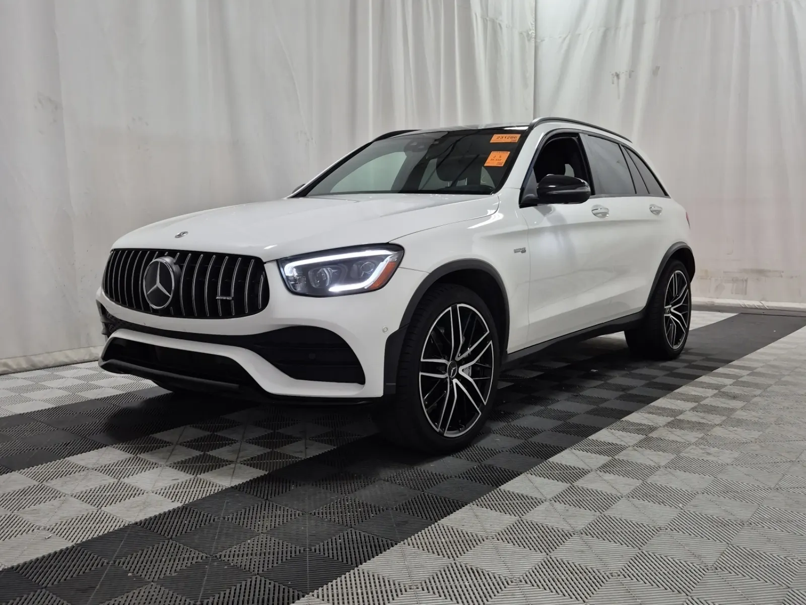 2022 Mercedes-Benz GLC