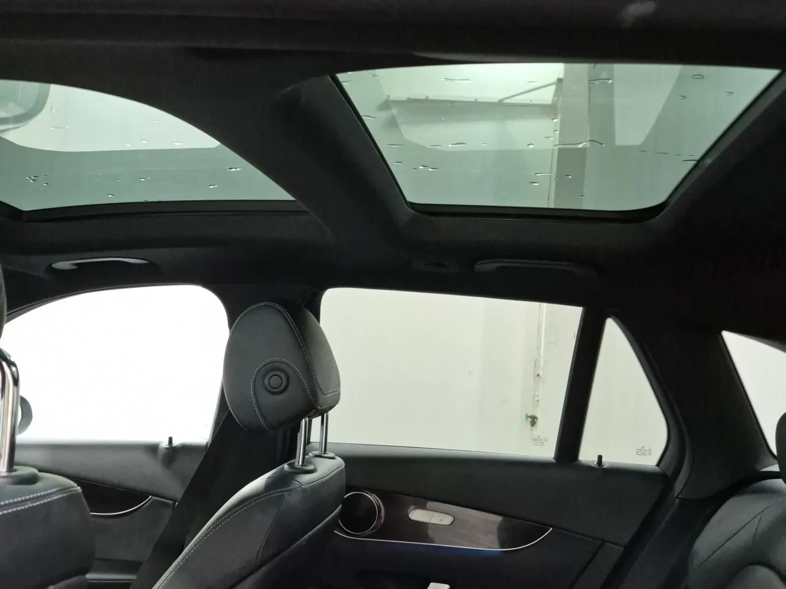 Interior Roof Photo