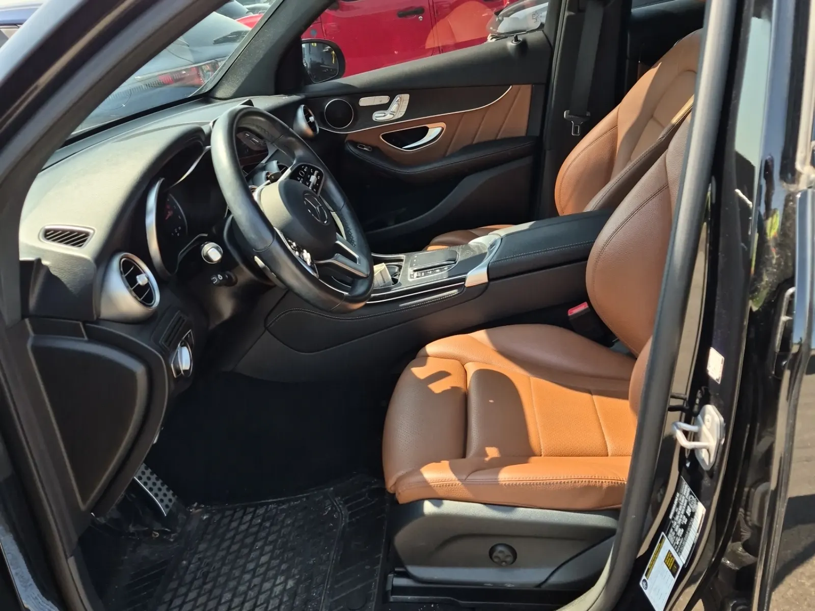 Front Interior Photo