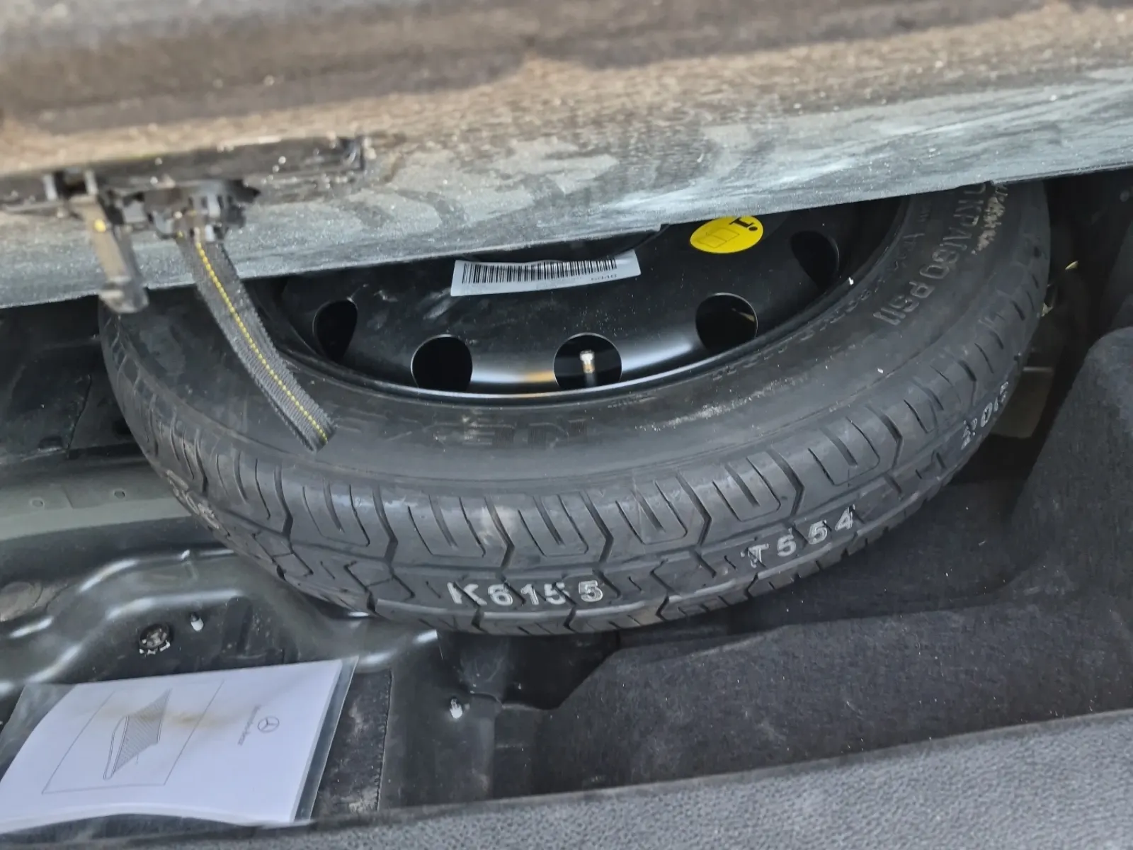 Spare Tire & Wheel Photo
