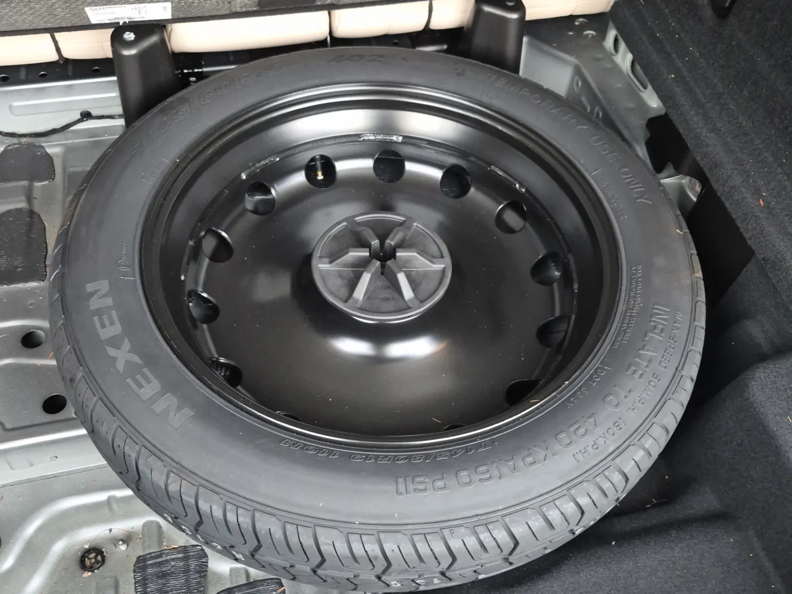 Spare Tire & Wheel Photo