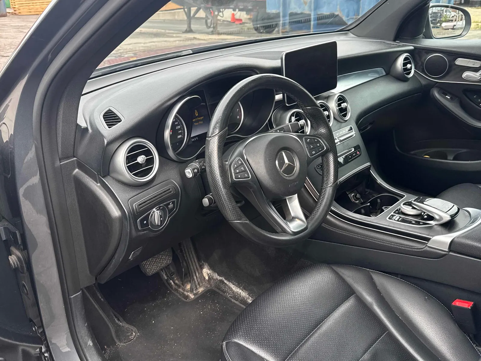 Interior driver side