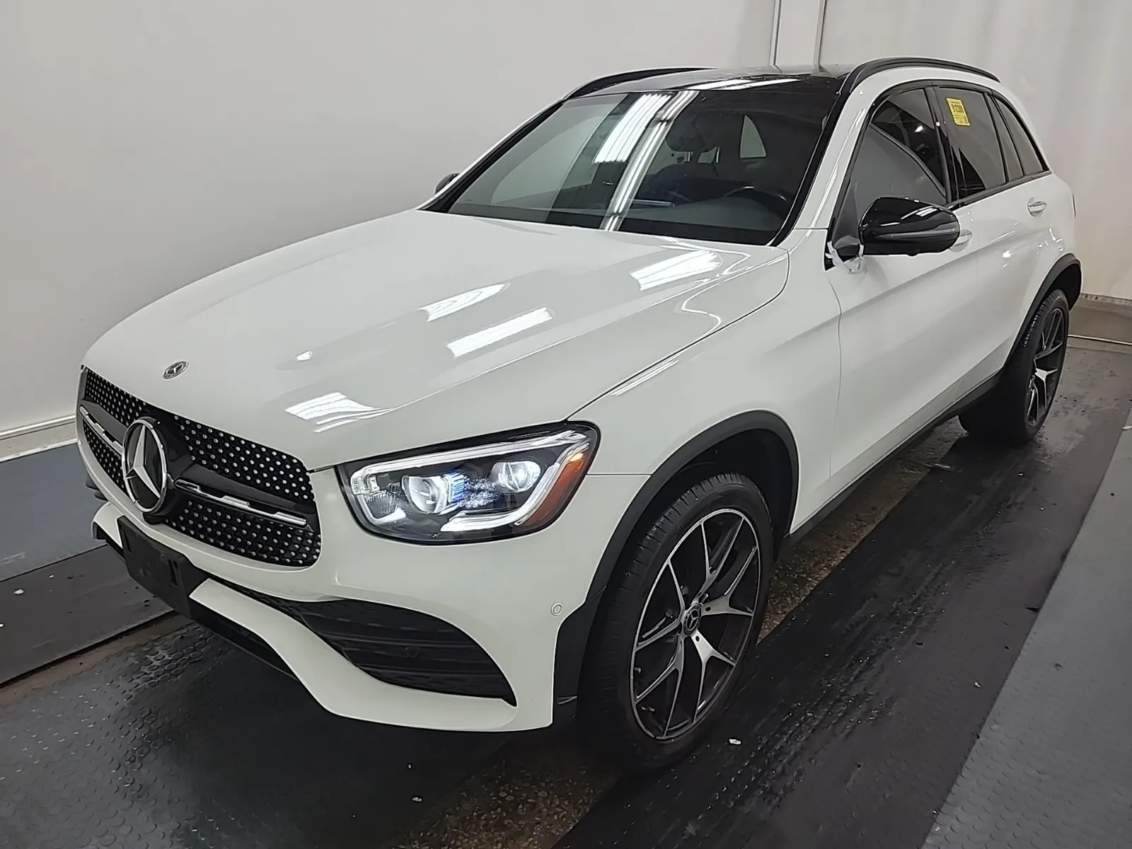 2022 Mercedes-Benz GLC