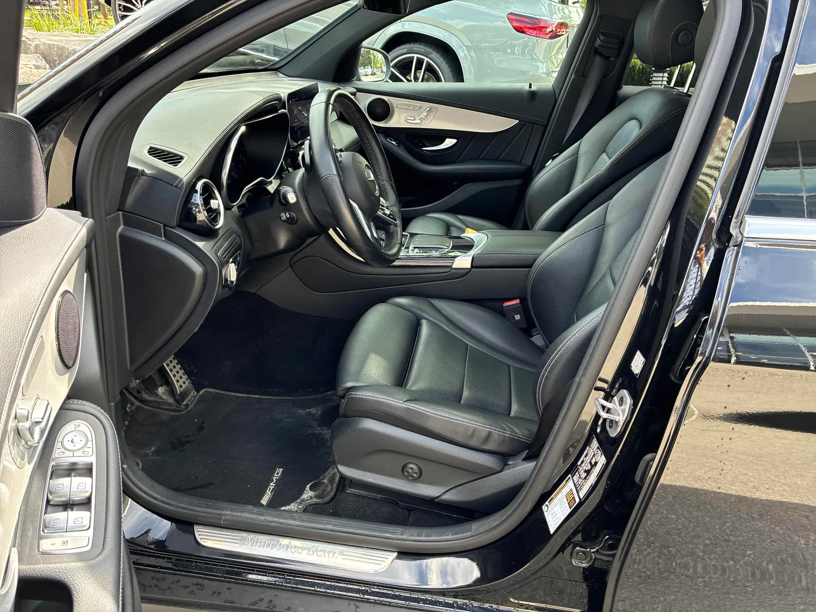 Interior driver side
