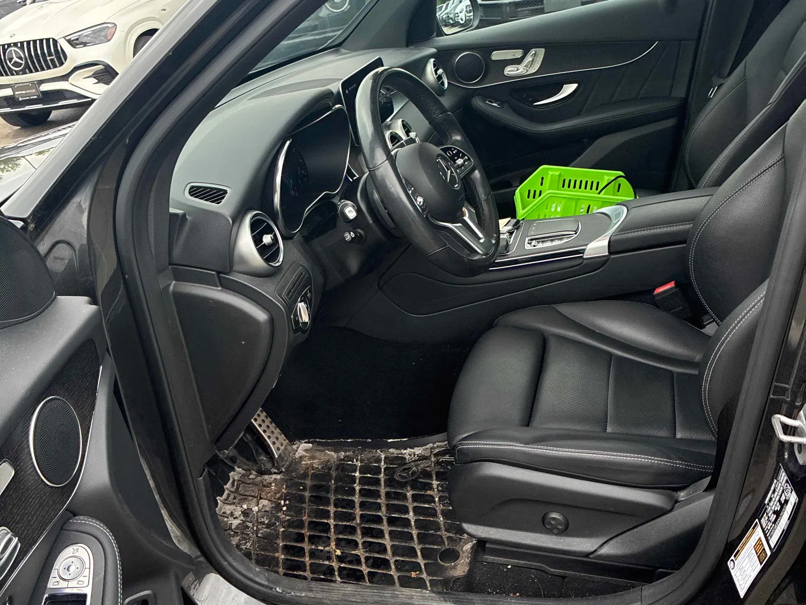 Interior driver side