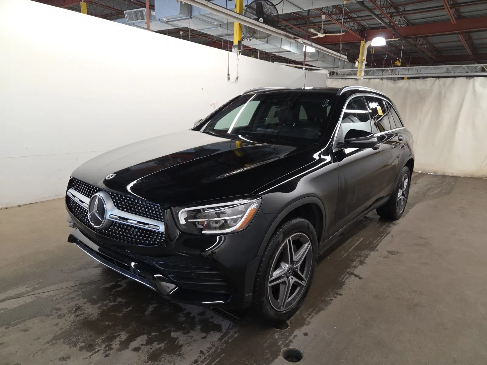 2022 Mercedes-Benz GLC