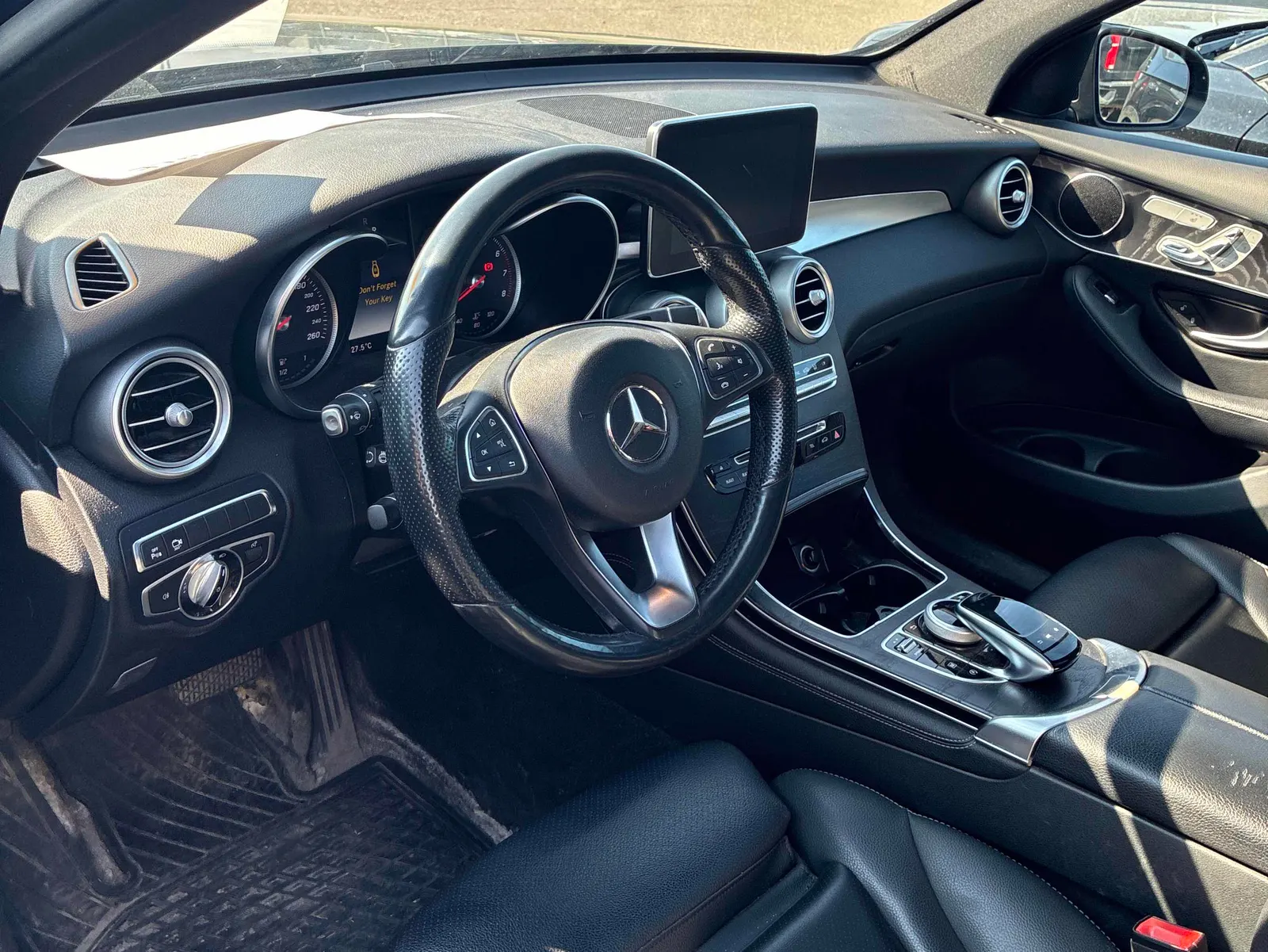 Interior driver side