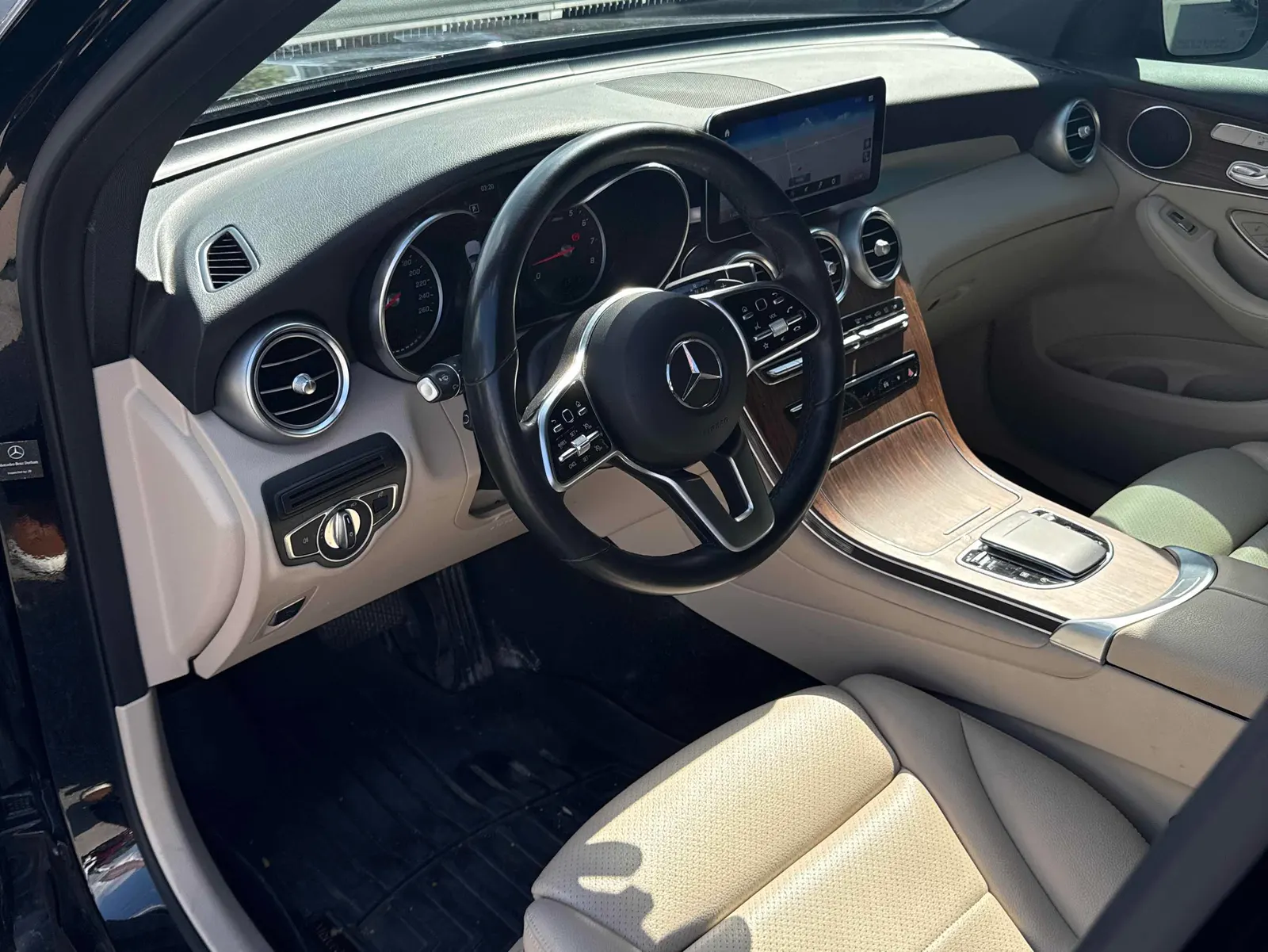 Interior driver side