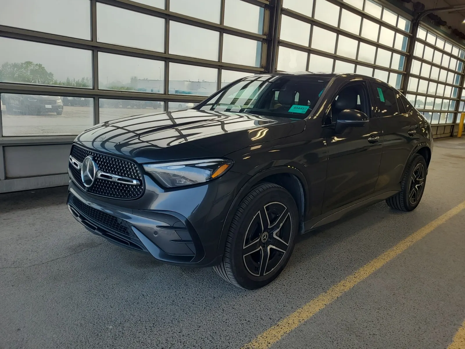 2025 Mercedes-Benz GLC