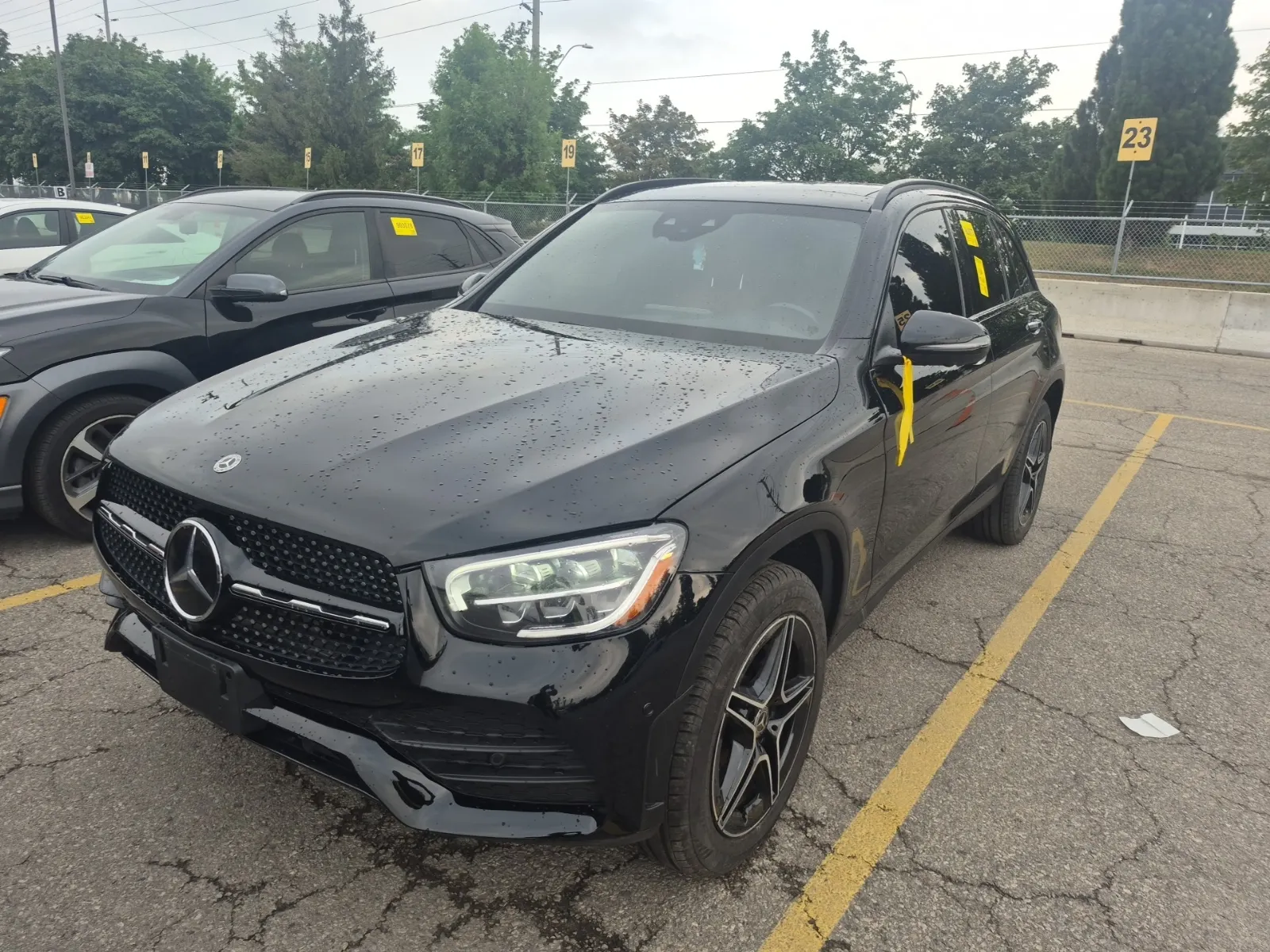 3/4 Front (Main image)