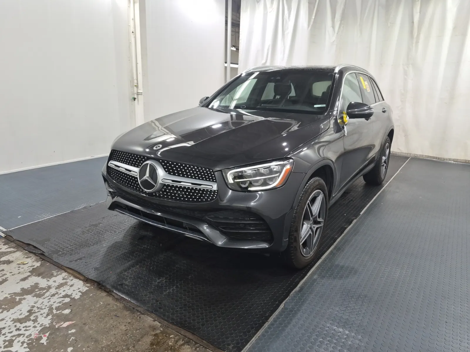 2022 Mercedes-Benz GLC
