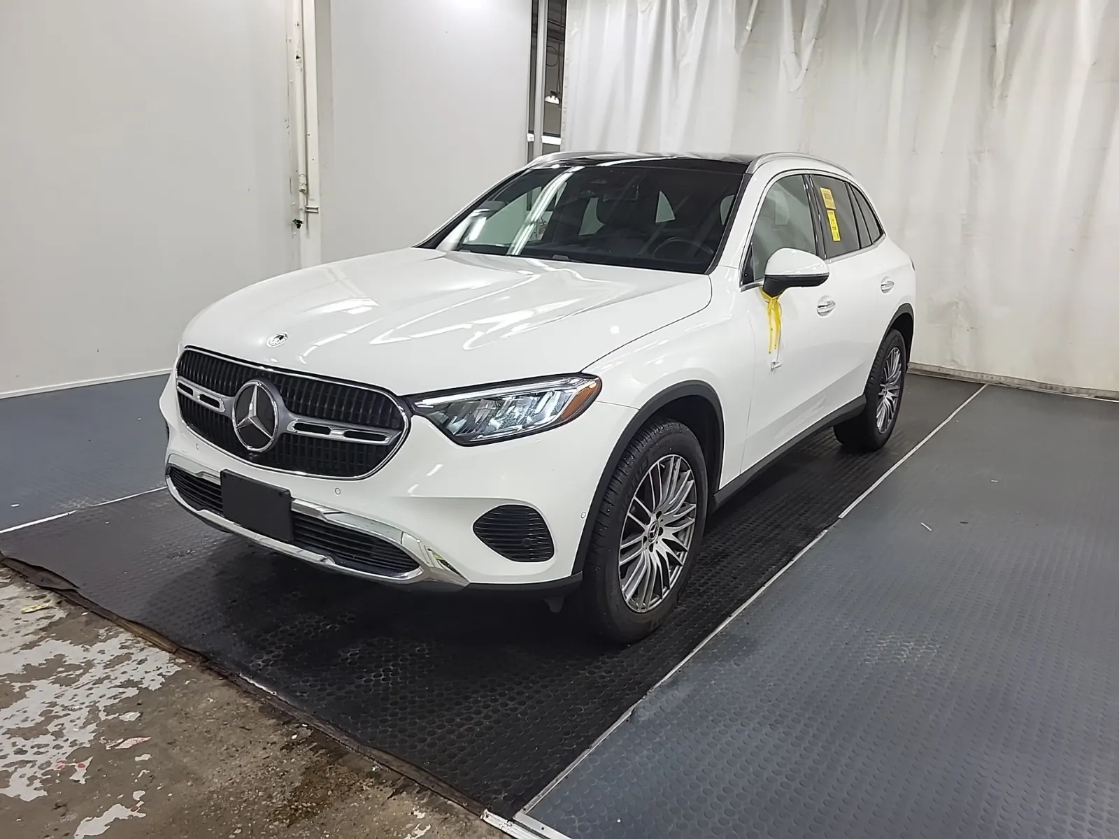 2026 Mercedes-Benz GLC