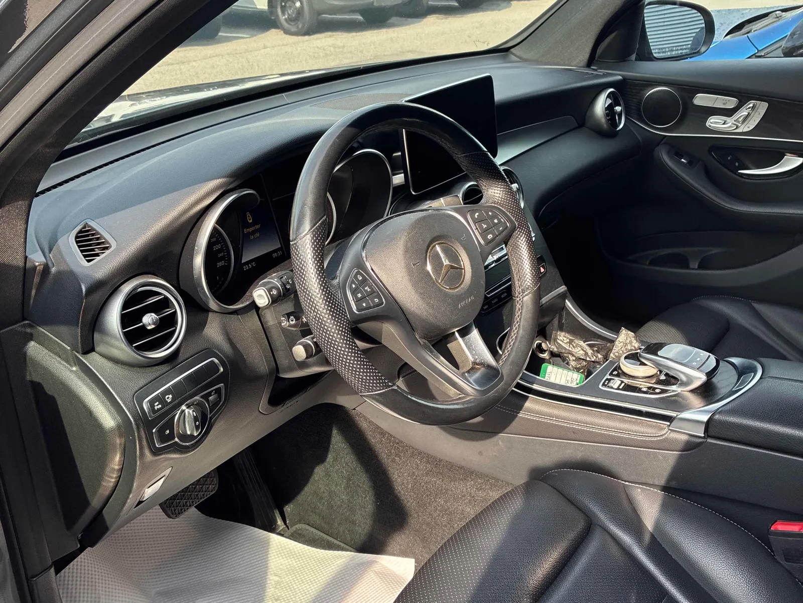 Interior driver side