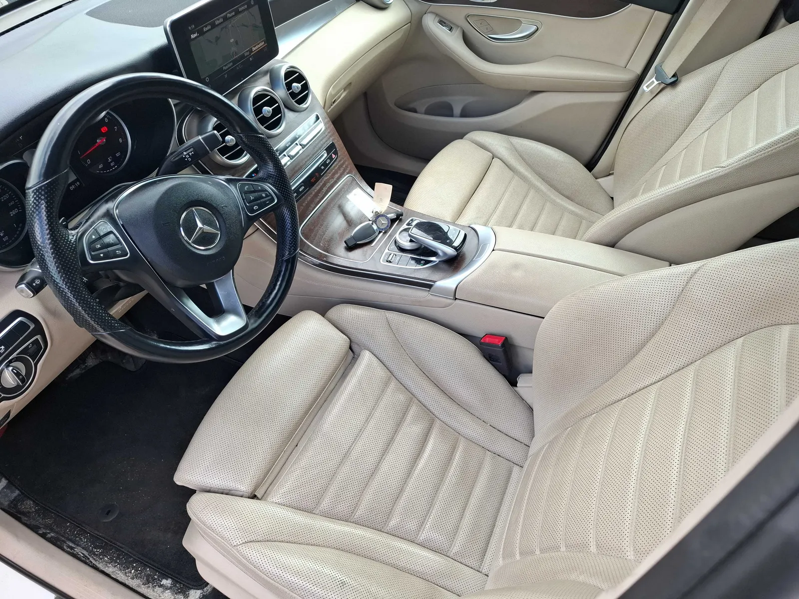 Interior driver side