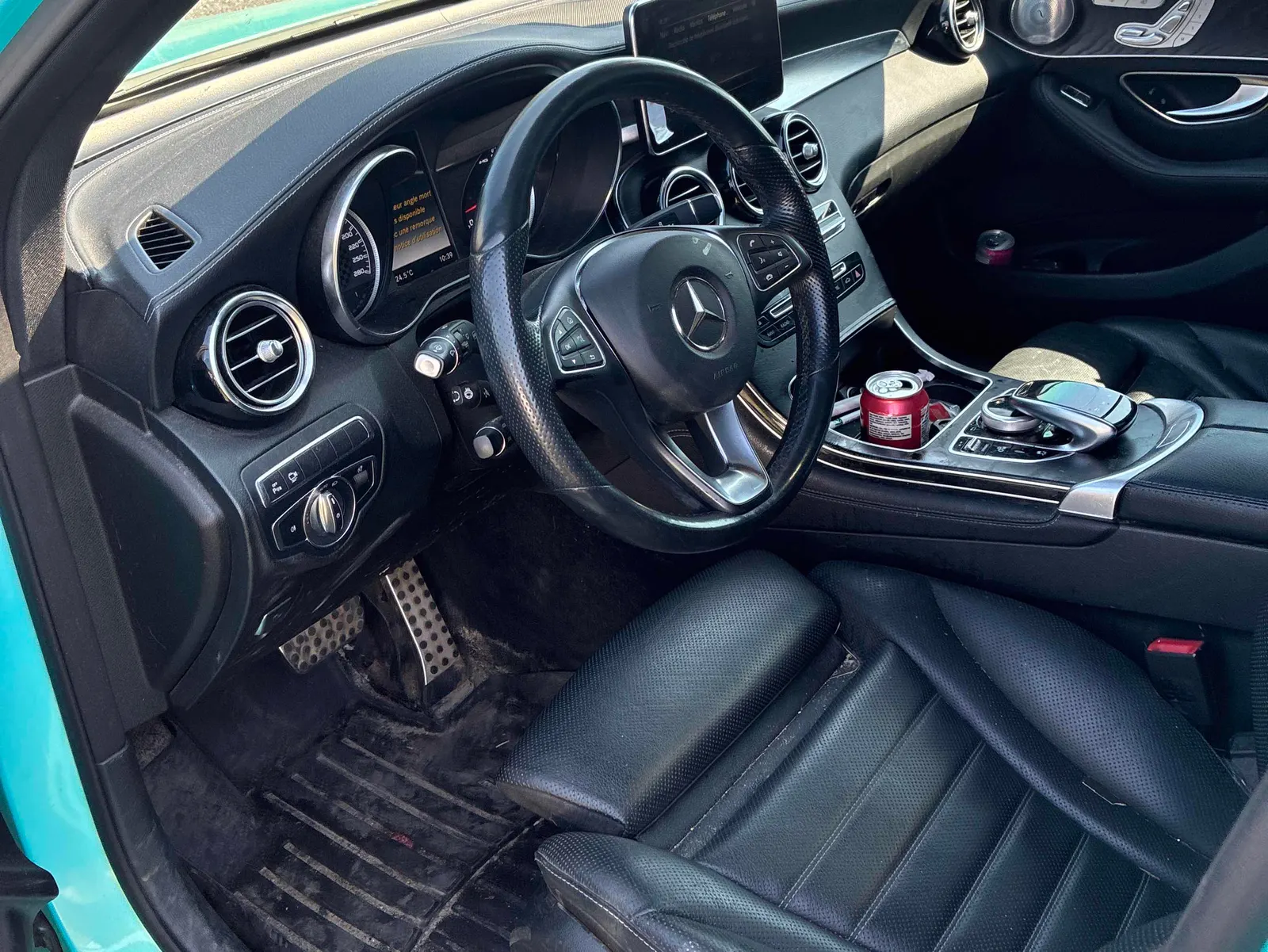 Interior driver side