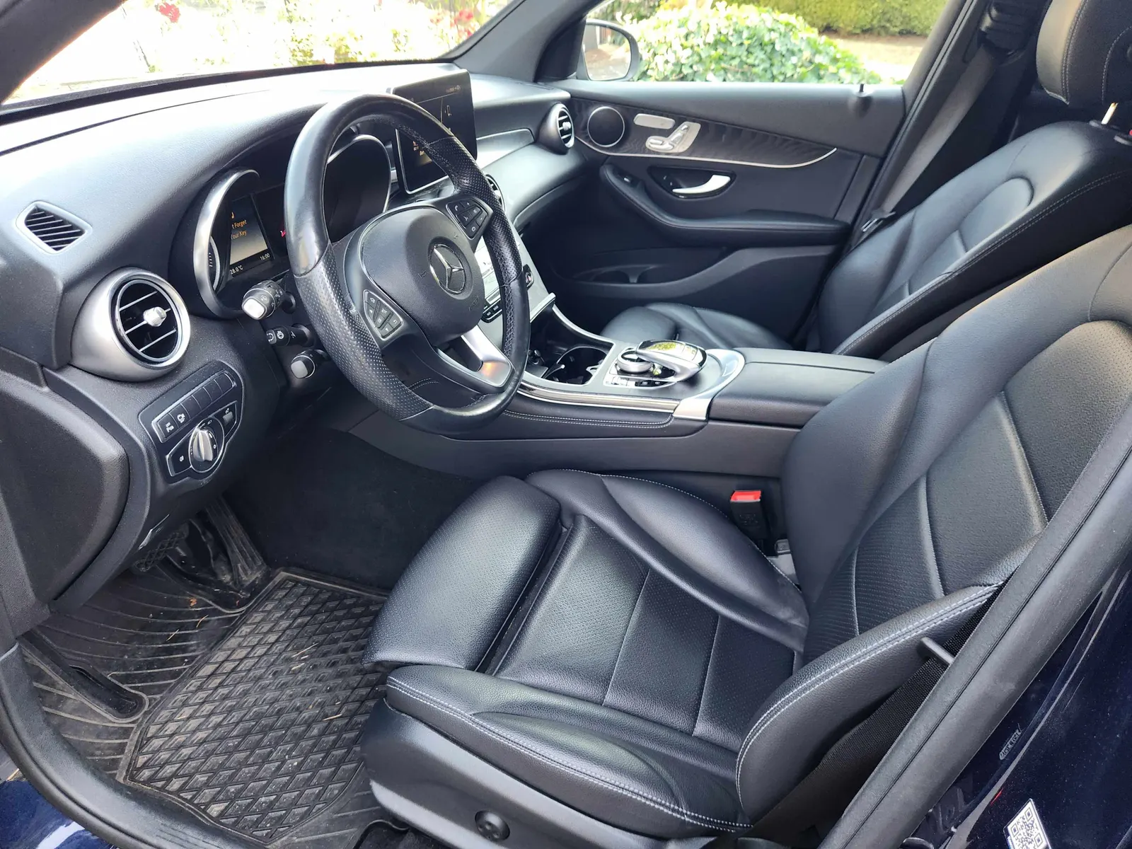 Interior driver side