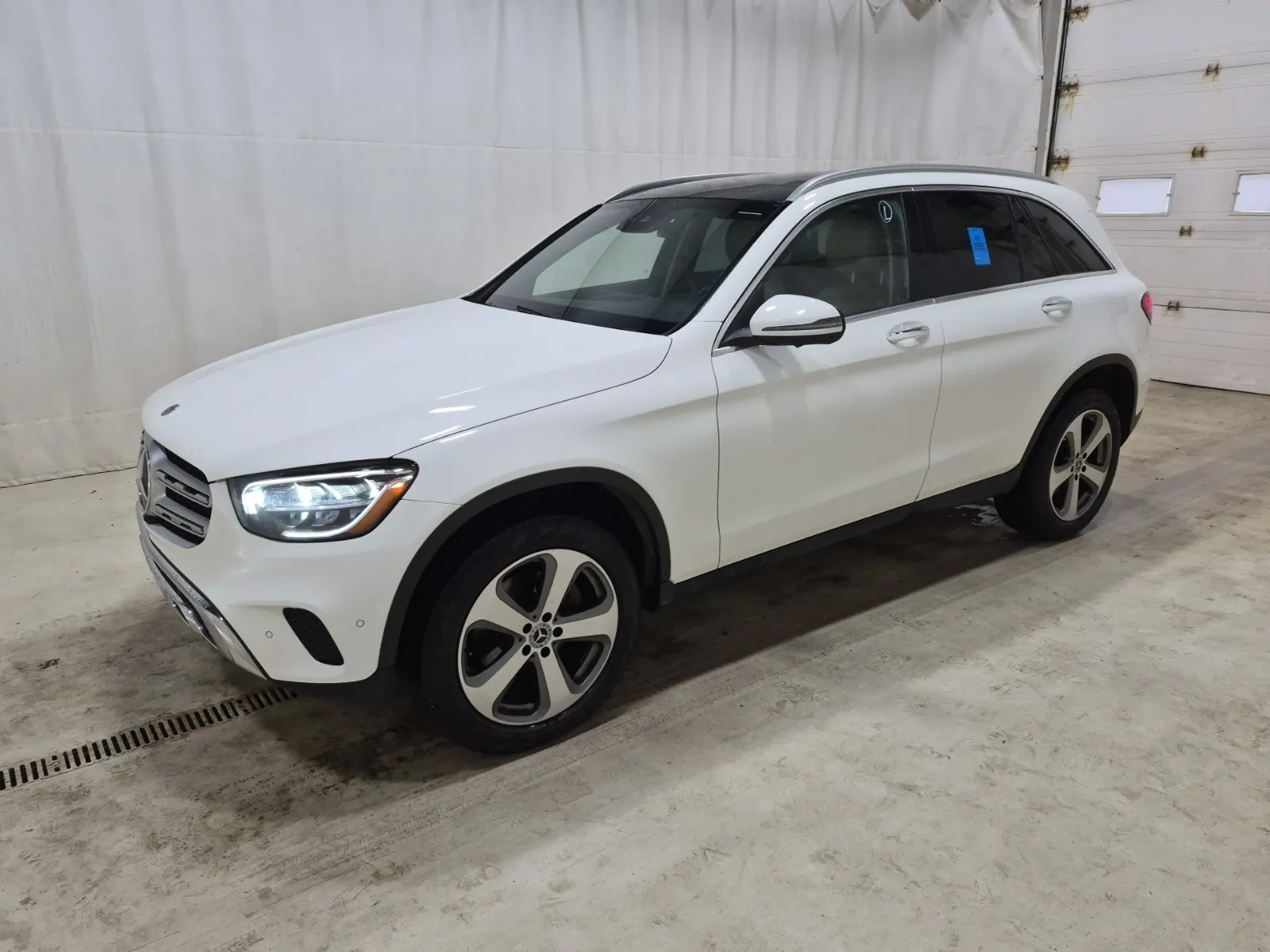 2022 Mercedes-Benz GLC