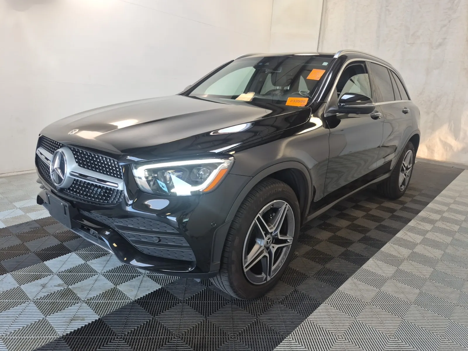 2022 Mercedes-Benz GLC