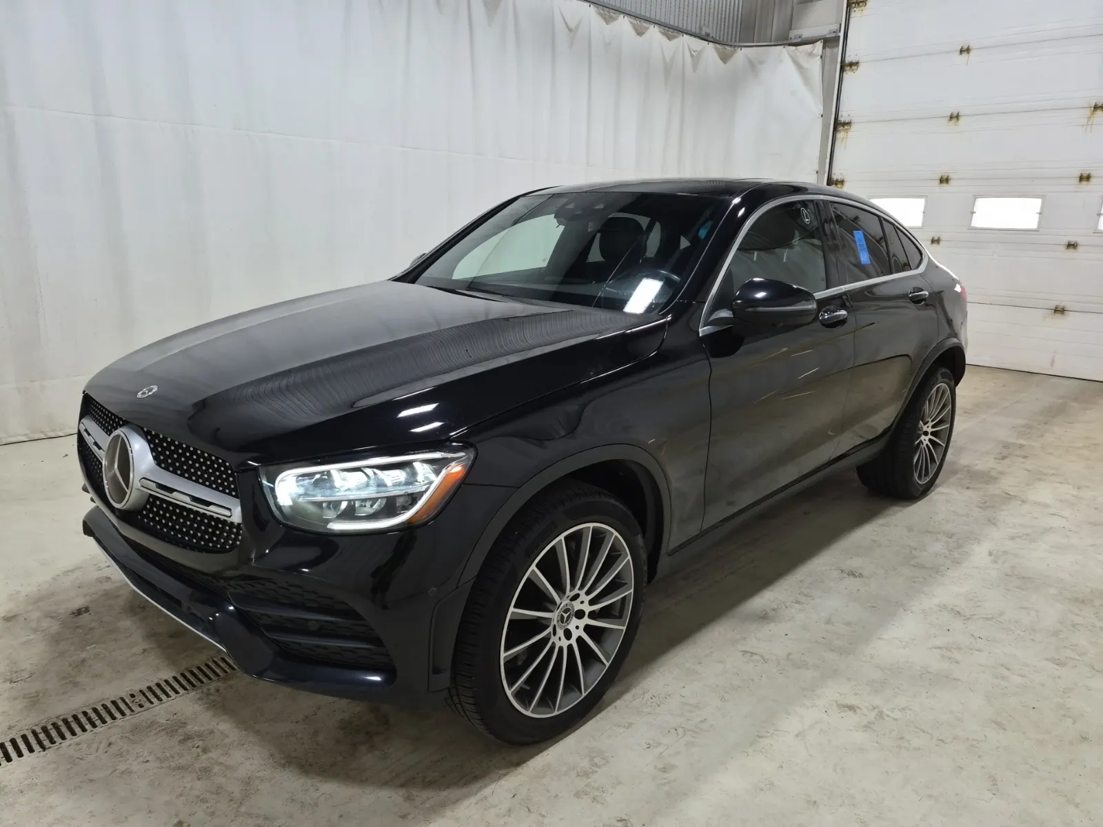 2023 Mercedes-Benz GLC